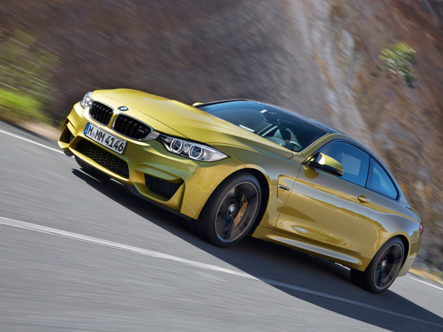 BMW M4 Coupe фото