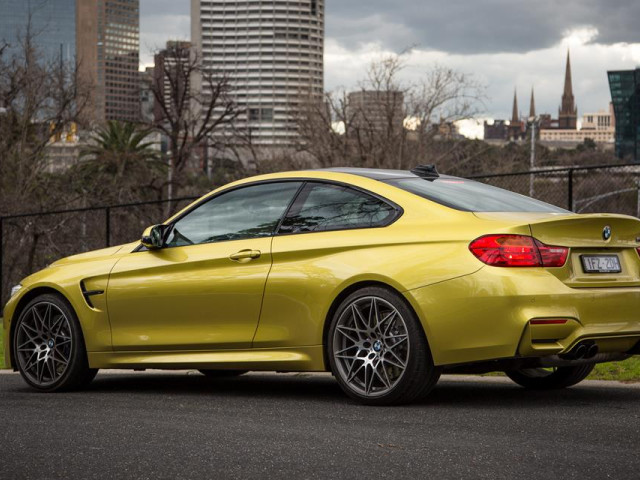 BMW M4 Coupe фото