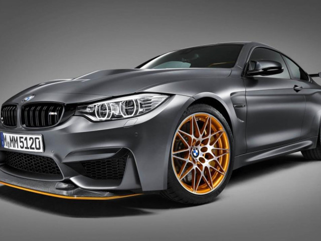 BMW M4 GTS фото