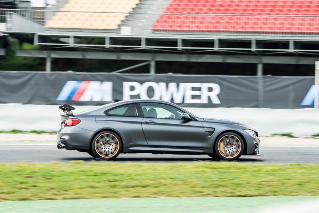 BMW M4 GTS фото 170106