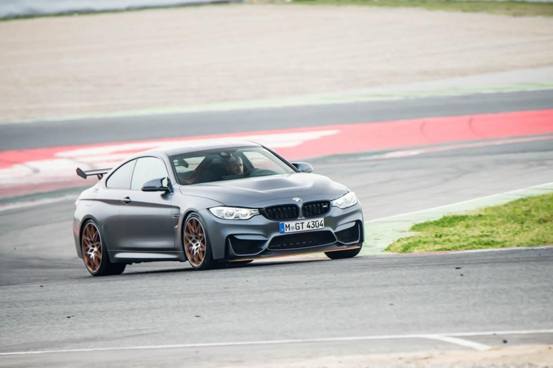 BMW M4 GTS фото 170107