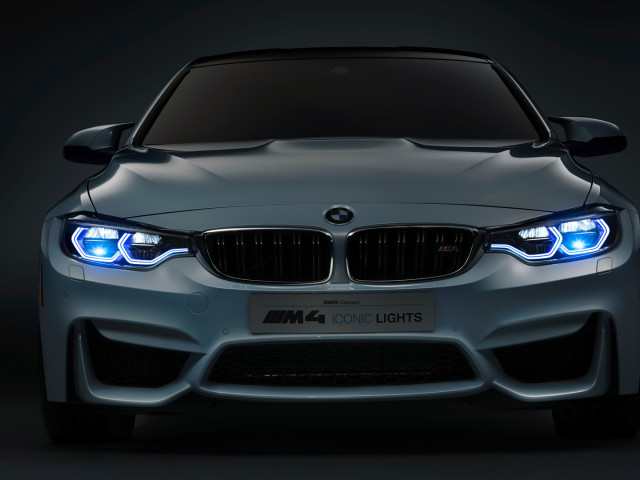 BMW M4 фото