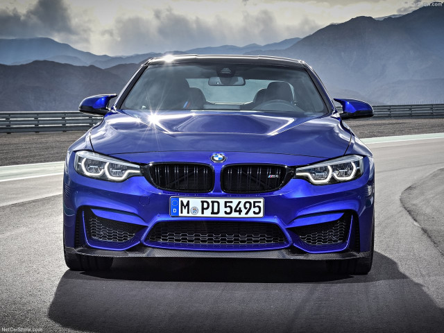 BMW M4 фото