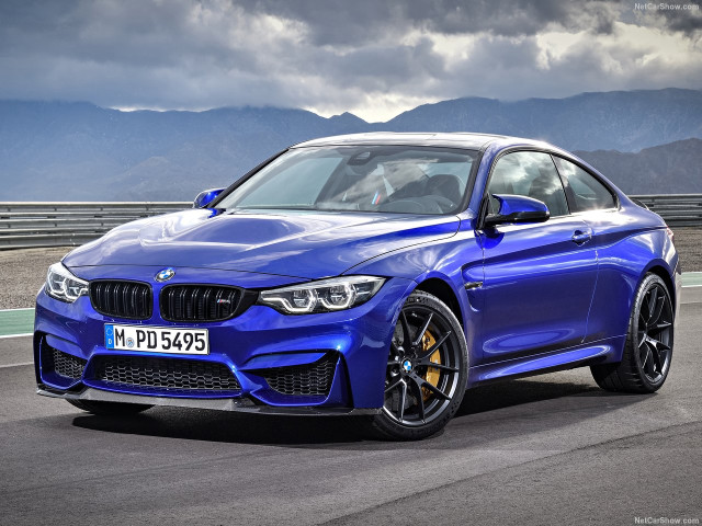 BMW M4 фото