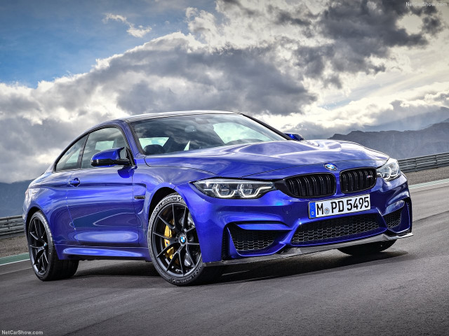 BMW M4 фото