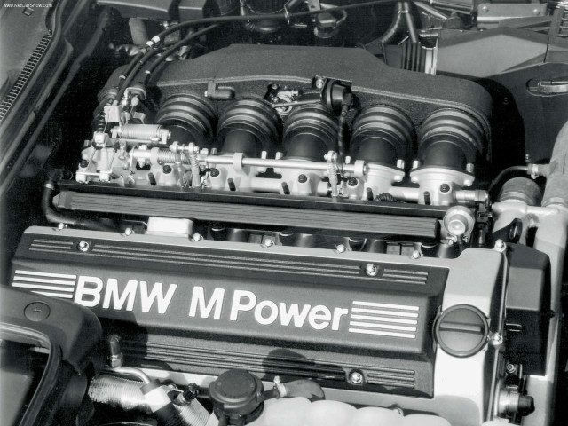 BMW M5 E34 фото