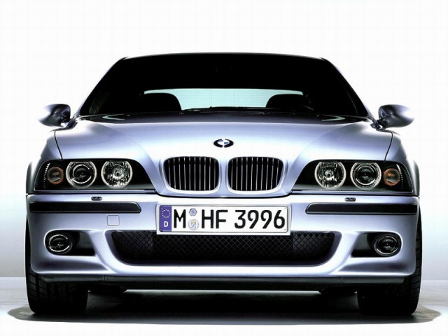 BMW M5 E39 фото