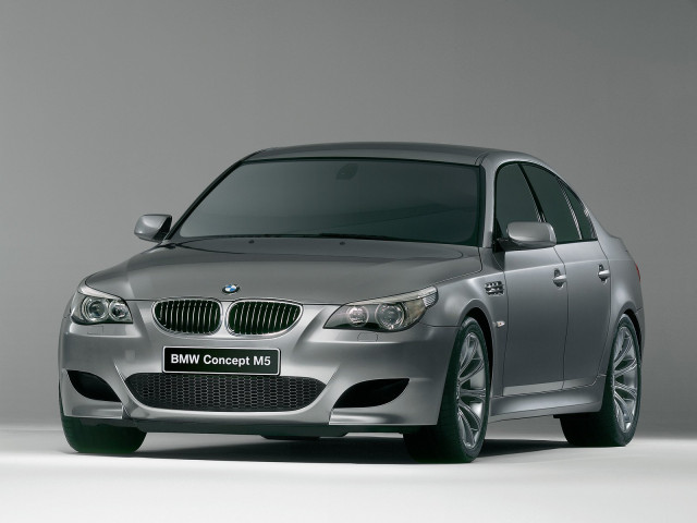 BMW M5 E60 фото