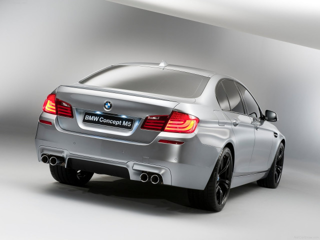 BMW M5 F10 фото