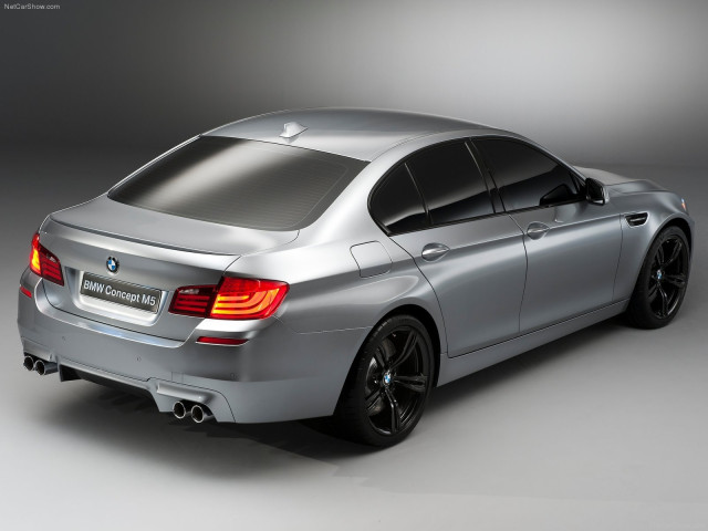 BMW M5 F10 фото