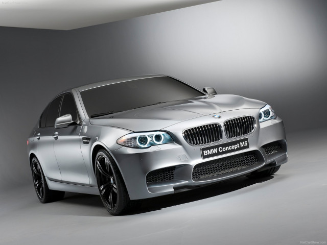 BMW M5 F10 фото