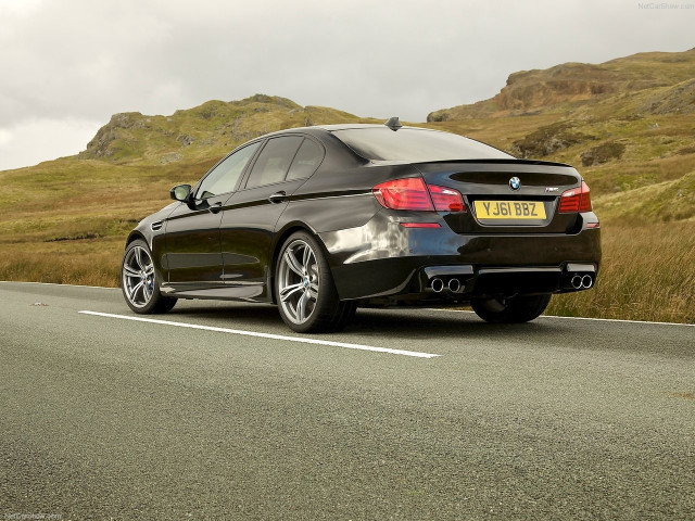 BMW M5 F10 фото