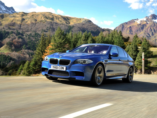 BMW M5 F10 фото