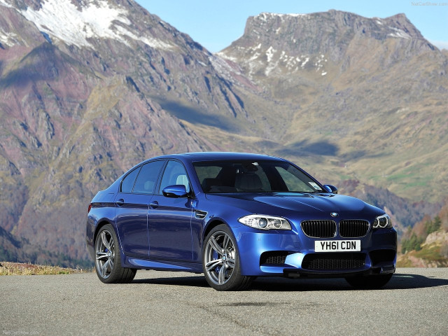 BMW M5 F10 фото