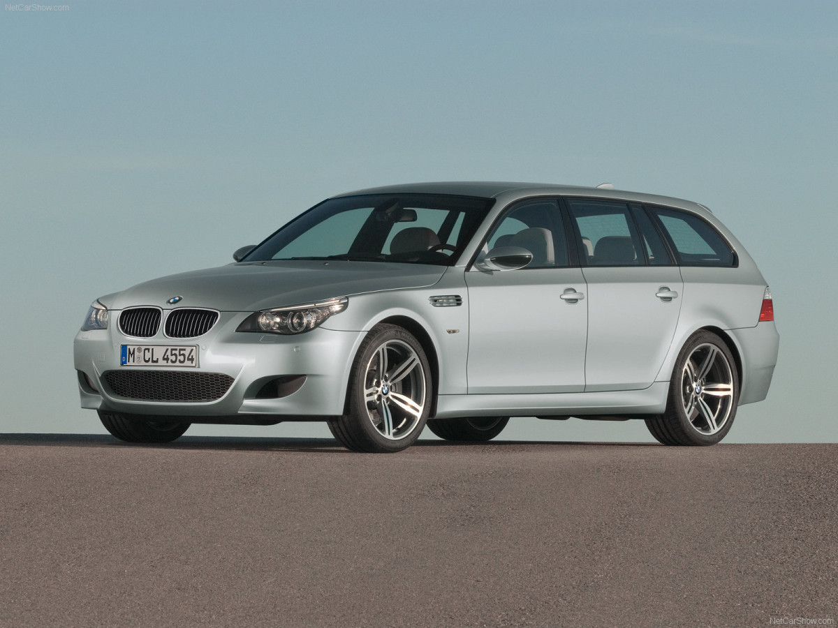 BMW M5 Touring фото 40844