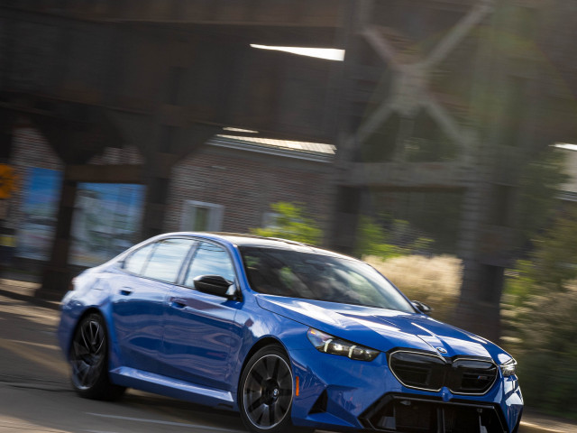 BMW M5 фото