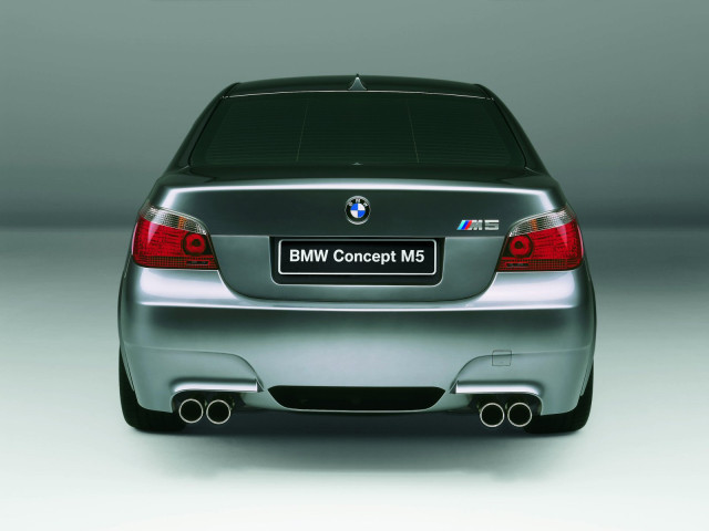 BMW M5 фото