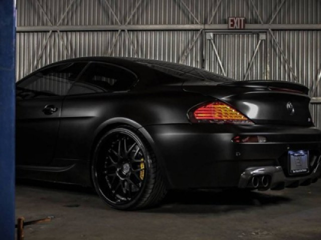 BMW M6 E63 фото