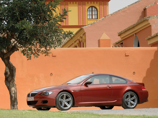 BMW M6 E63 фото