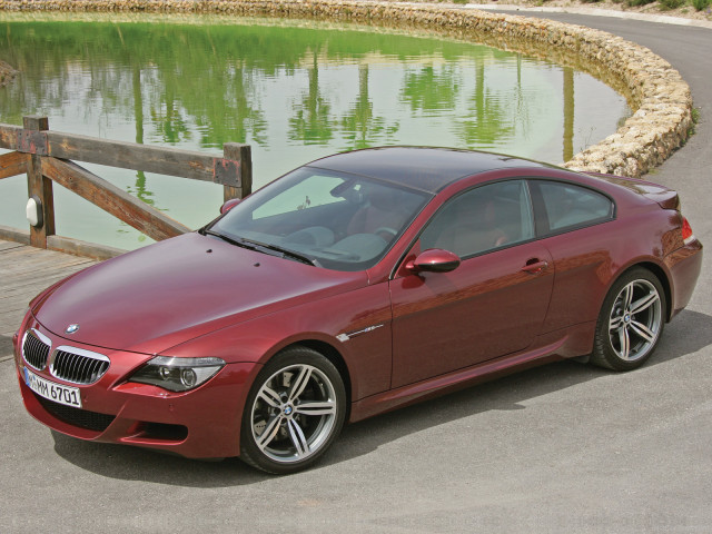 BMW M6 E63 фото