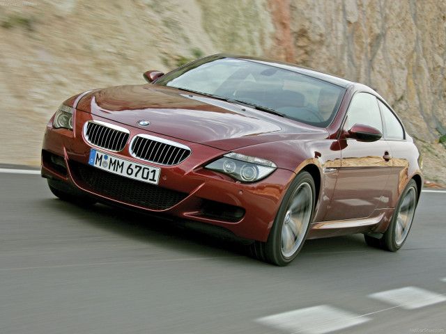 BMW M6 E63 фото