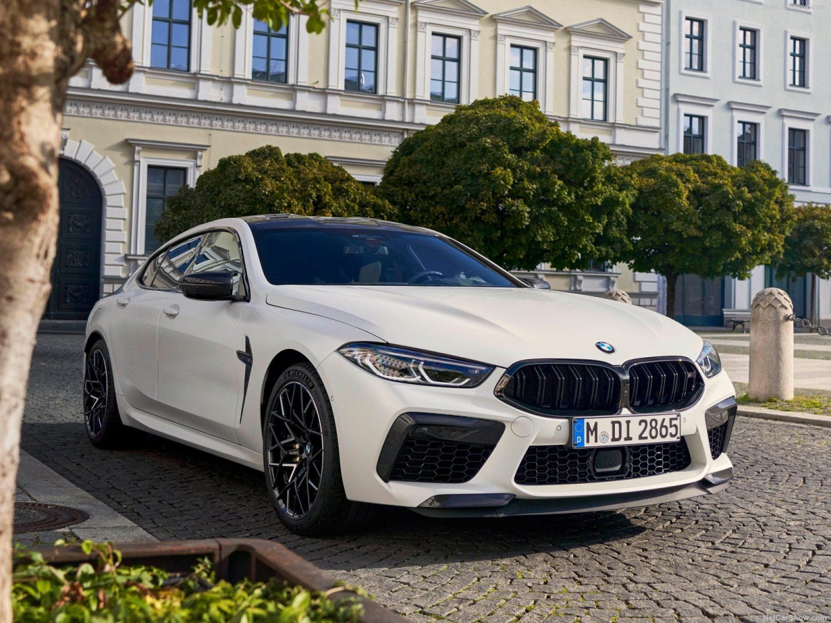 BMW M8 фото 208515