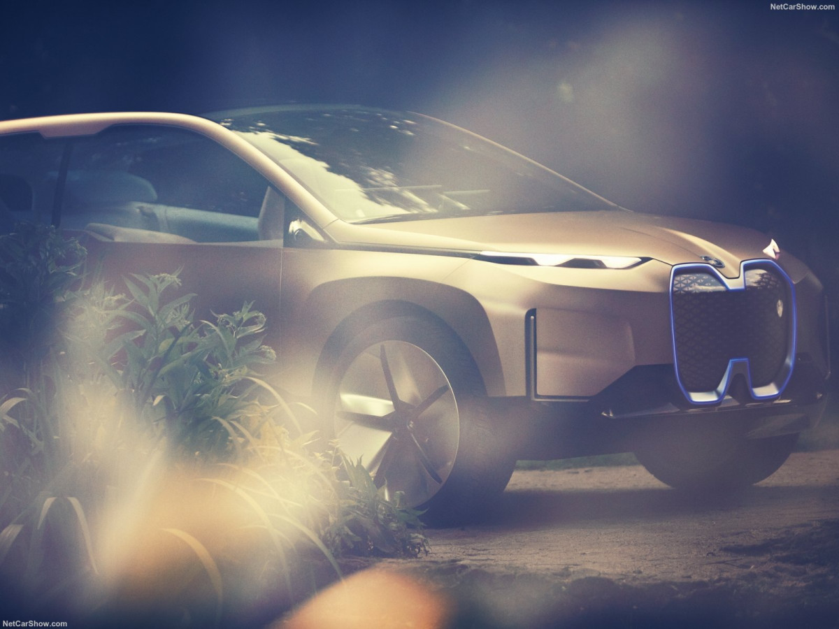 BMW Vision iNEXT фото 197670