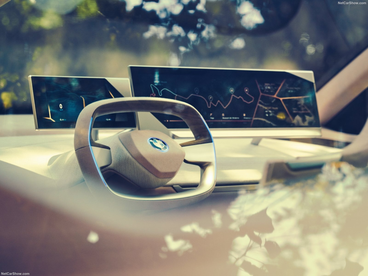 BMW Vision iNEXT фото 197673