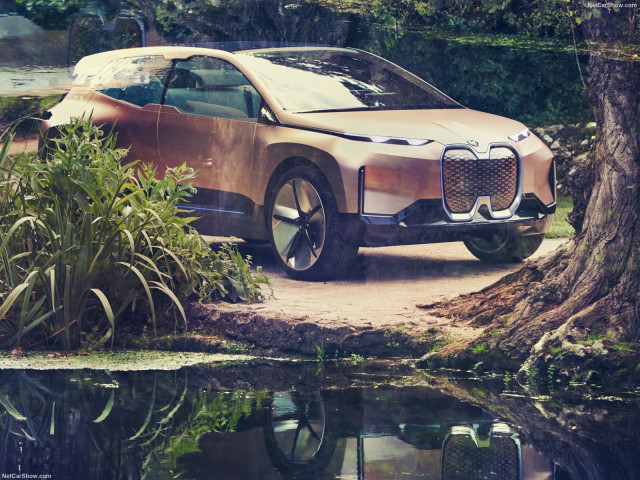 BMW Vision iNEXT фото