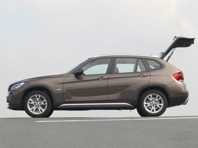 BMW X1 фото