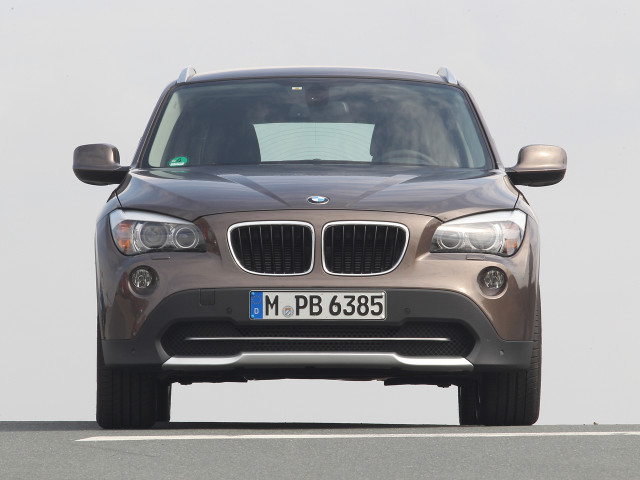 BMW X1 фото