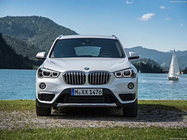 BMW X1 фото