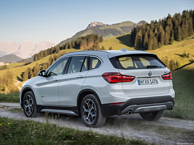 BMW X1 фото