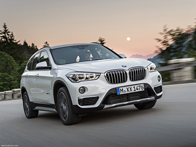 BMW X1 фото