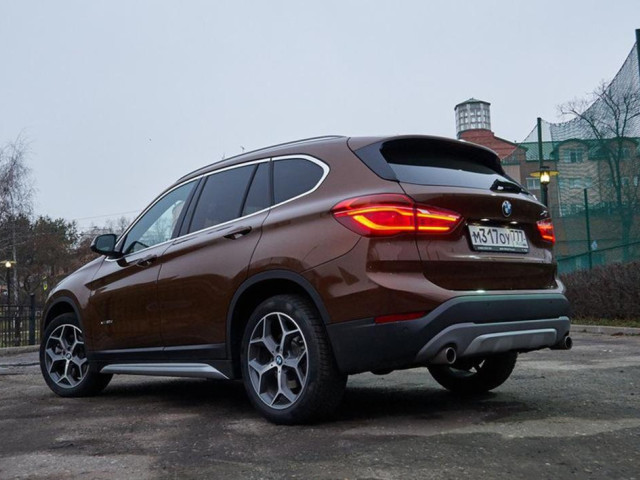 BMW X1 фото