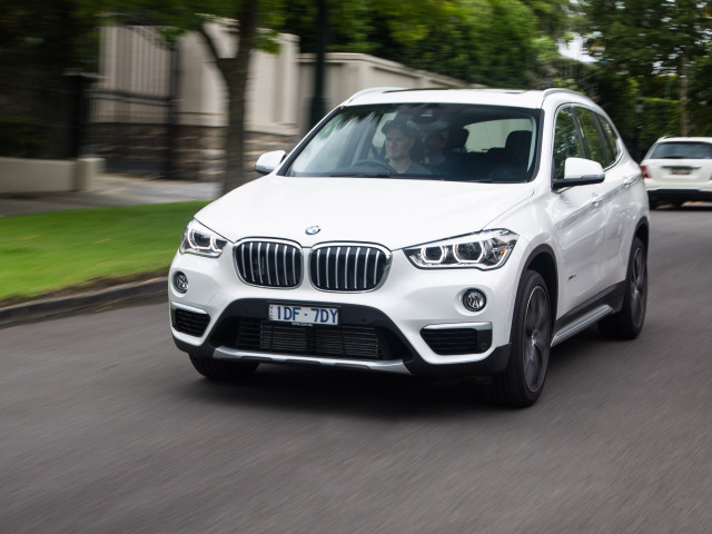 BMW X1 фото