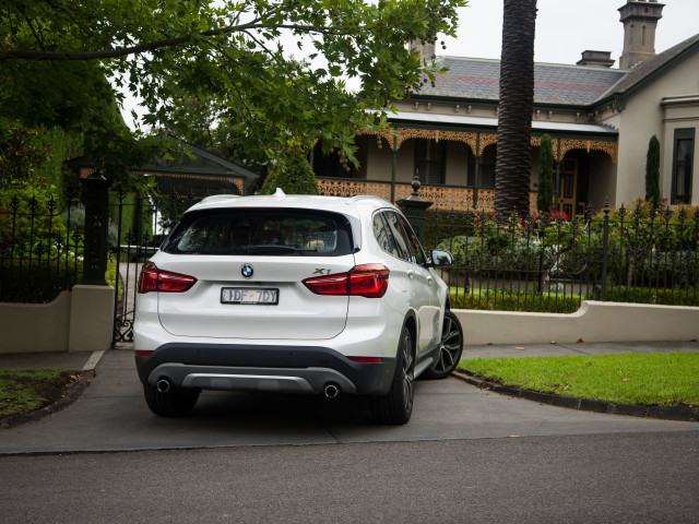 BMW X1 фото