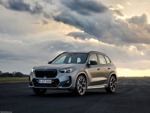 BMW X1 фото