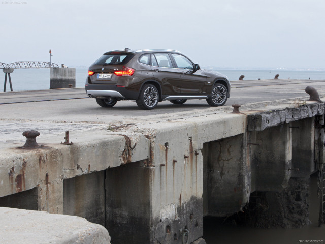 BMW X1 фото