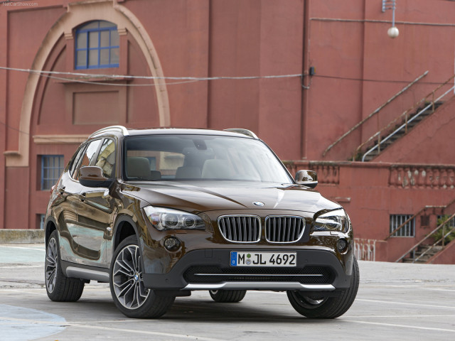 BMW X1 фото