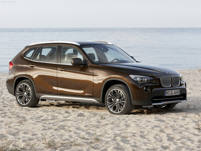 BMW X1 фото