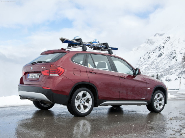 BMW X1 фото