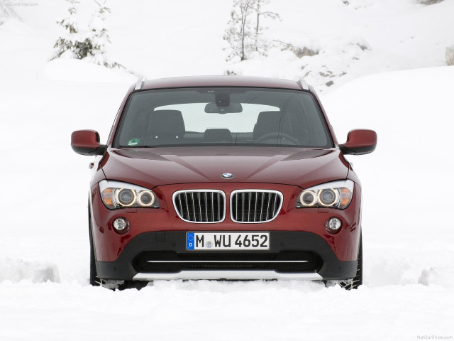 BMW X1 фото