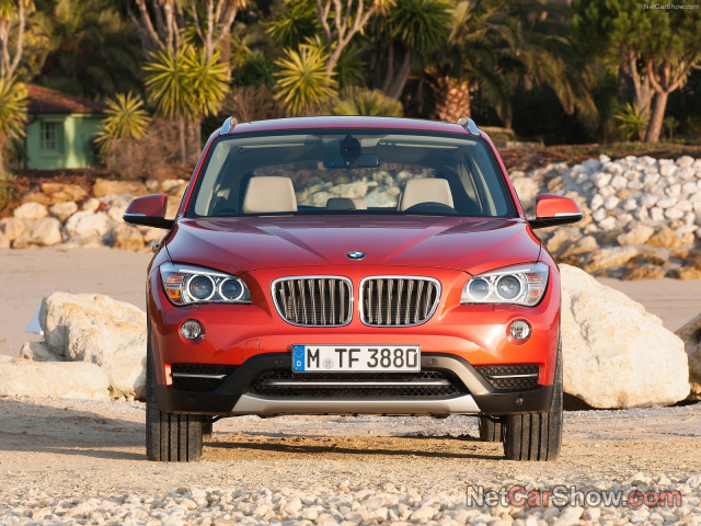 BMW X1 фото