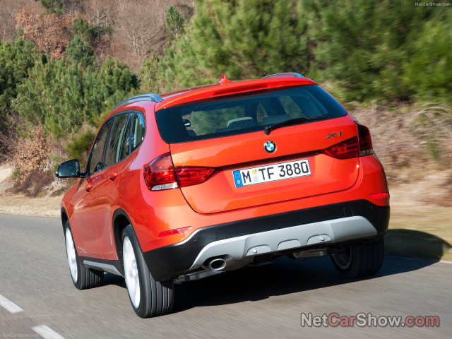 BMW X1 фото