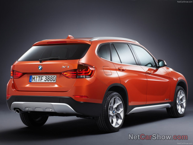 BMW X1 фото