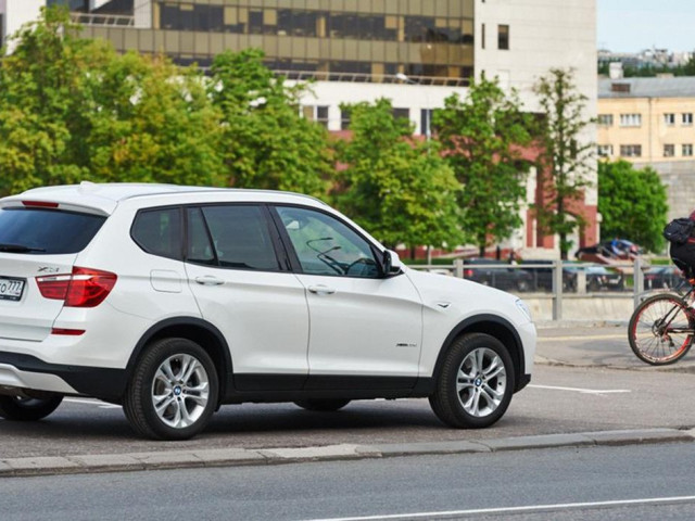 BMW X3 фото