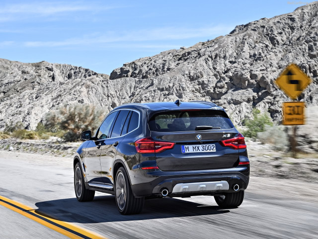 BMW X3 фото