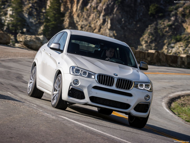 BMW X4 M фото