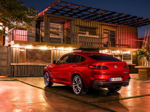 BMW X4 фото